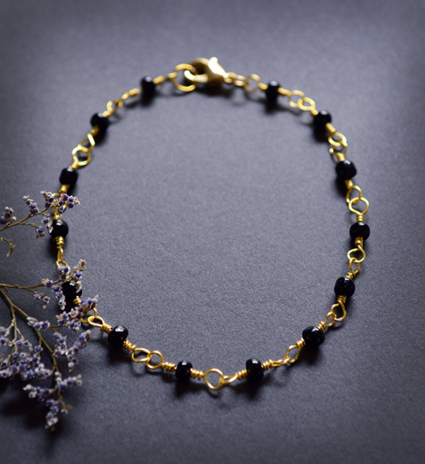 Black Bead Gold Wire Bracelet