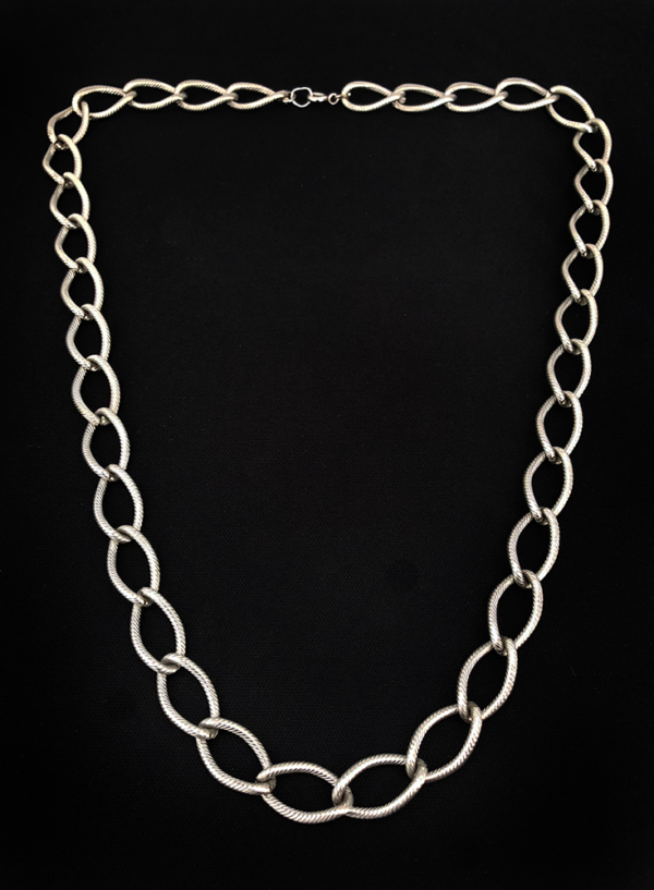 Large Chainlinked Necklace